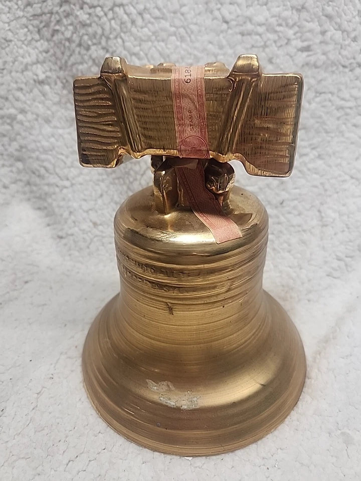 Philadelphia Heritage Whiskey 1976 Bicentennial Decanter Liberty Bell Gold