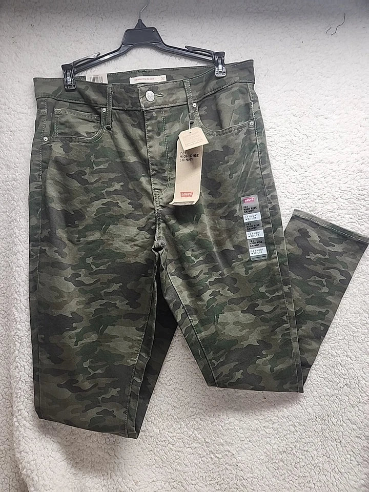 Levi's Women's 721 High-Rise Skinny Jeans Green Camo Size 14 Short 32 x 28